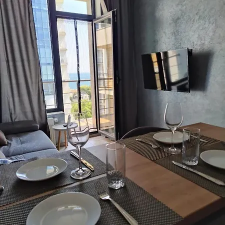 Platinum Sea View