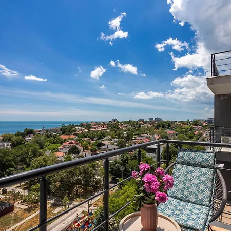 Platinum Sea View Apartment Odesa