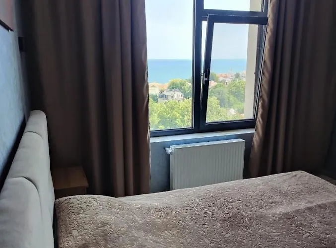 Platinum Sea View Apartment Odesa